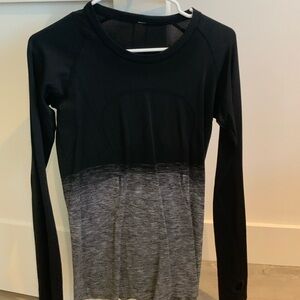 Lululemon long sleeve shirt
